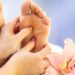 Comment intégrer la réflexologie dans une routine de bien-être quotidienne ?